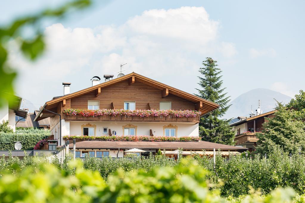 Tirolerhof Pension Natz-Schabs Exteriör bild